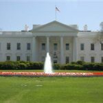 white house front lawn